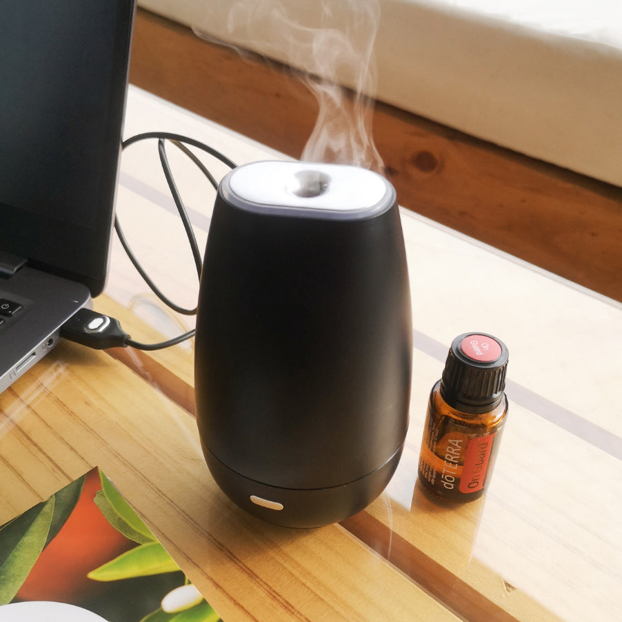 Difusor ultrasónico USB / AUTO para aromaterapia con aceites esenciales