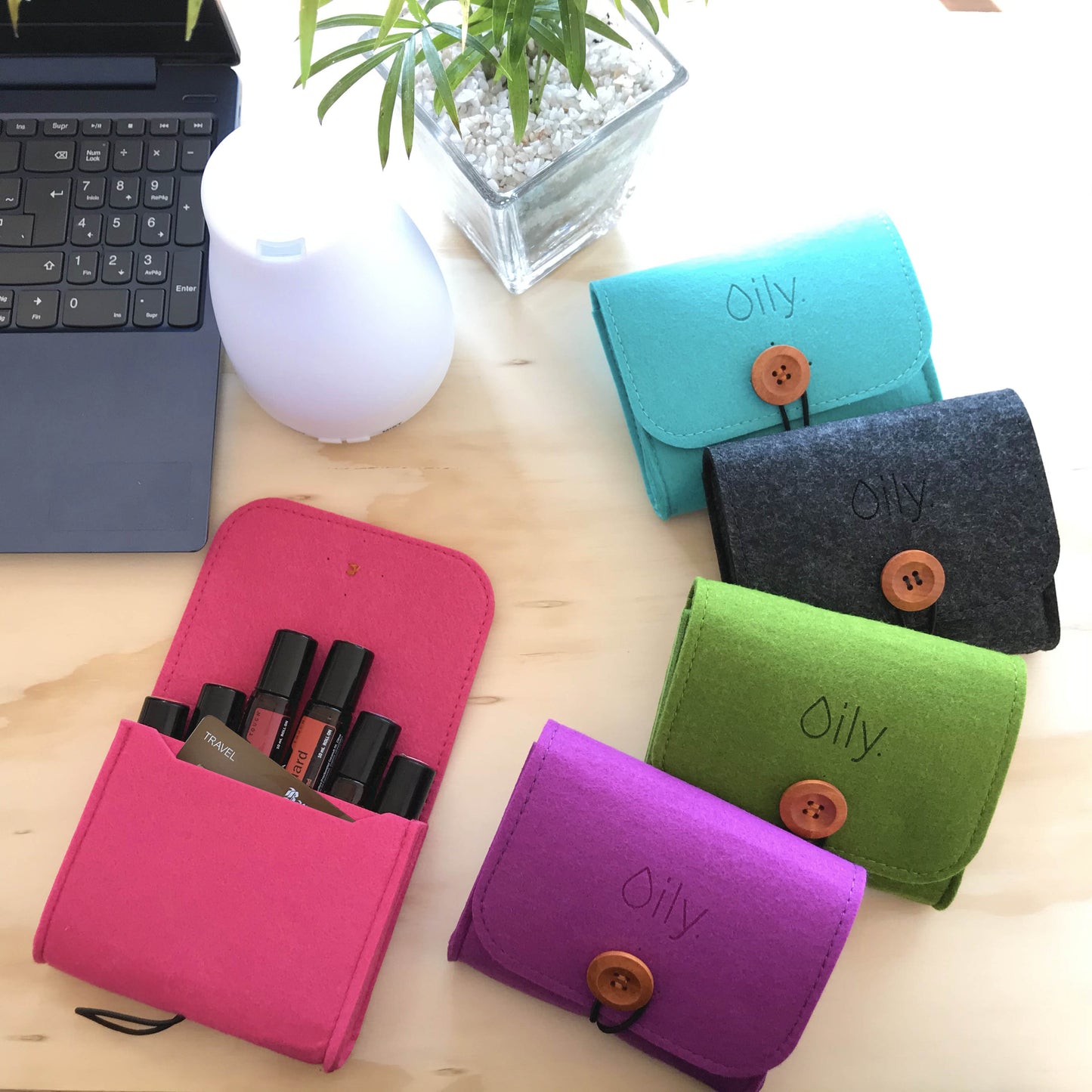 Cartuchera de fieltro para 6 roll-on de 10ml - Oily