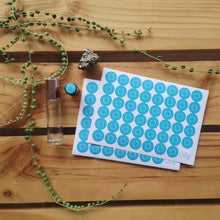 Cargar imagen en el visor de la galería, Láminas de pegatinas / stickers Oily para frascos de aceites esenciales