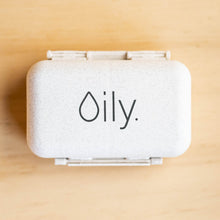Cargar imagen en el visor de la galería, caja de plástico biodegradable para capsulas y suplementos de aceites esenciales oily doterra chile
