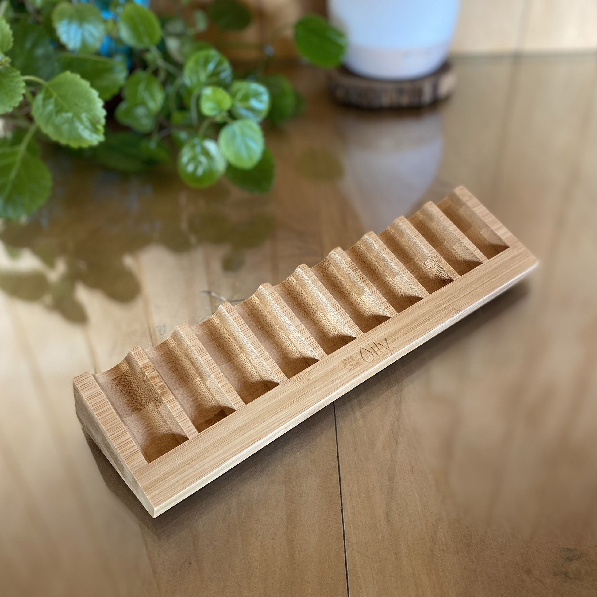 Organizador / display de madera para aceites esenciales