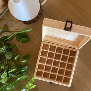 Organizador / display de madera para 25 aceites esenciales