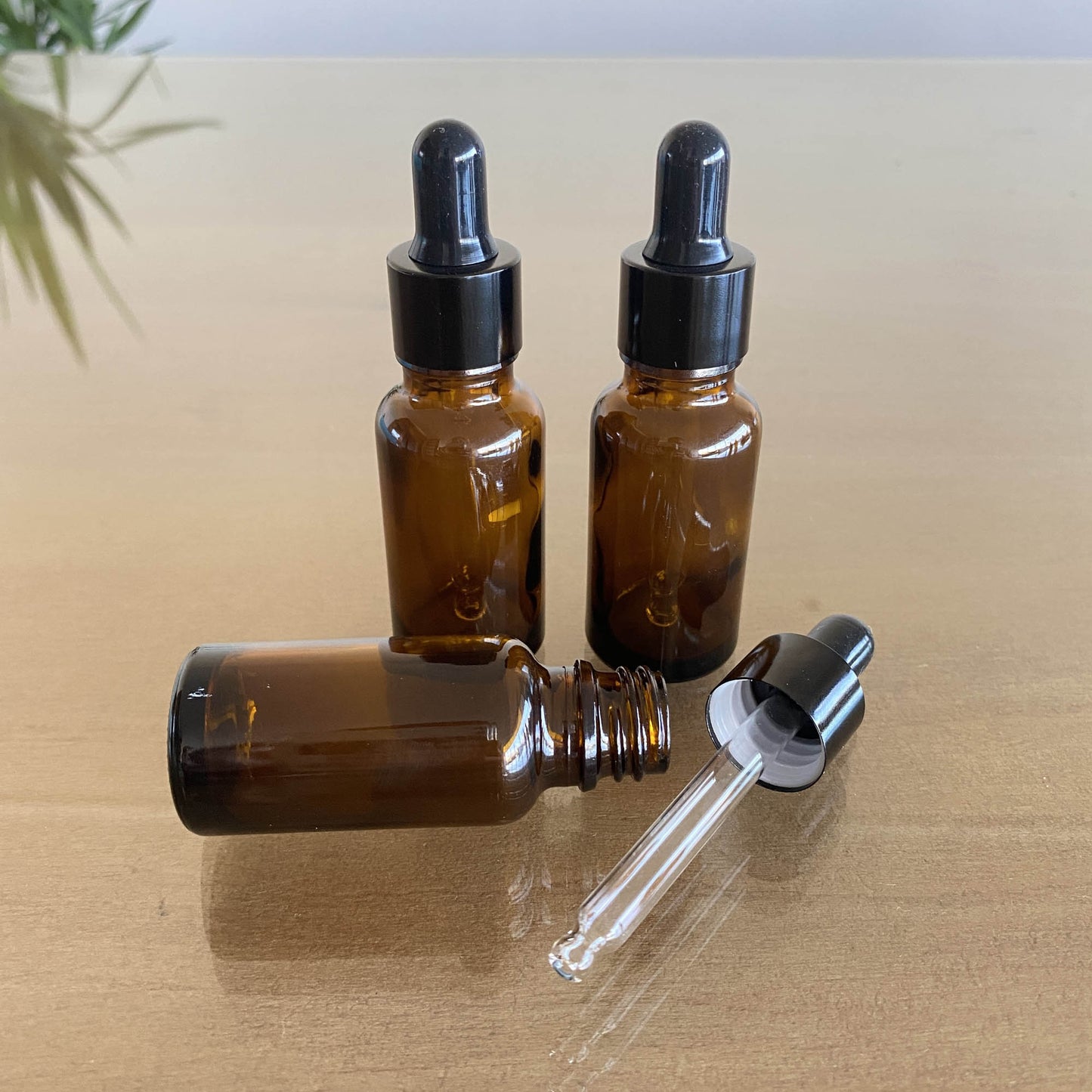 Gotario de vidrio ámbar 10ml, 20ml y 30ml - Oily