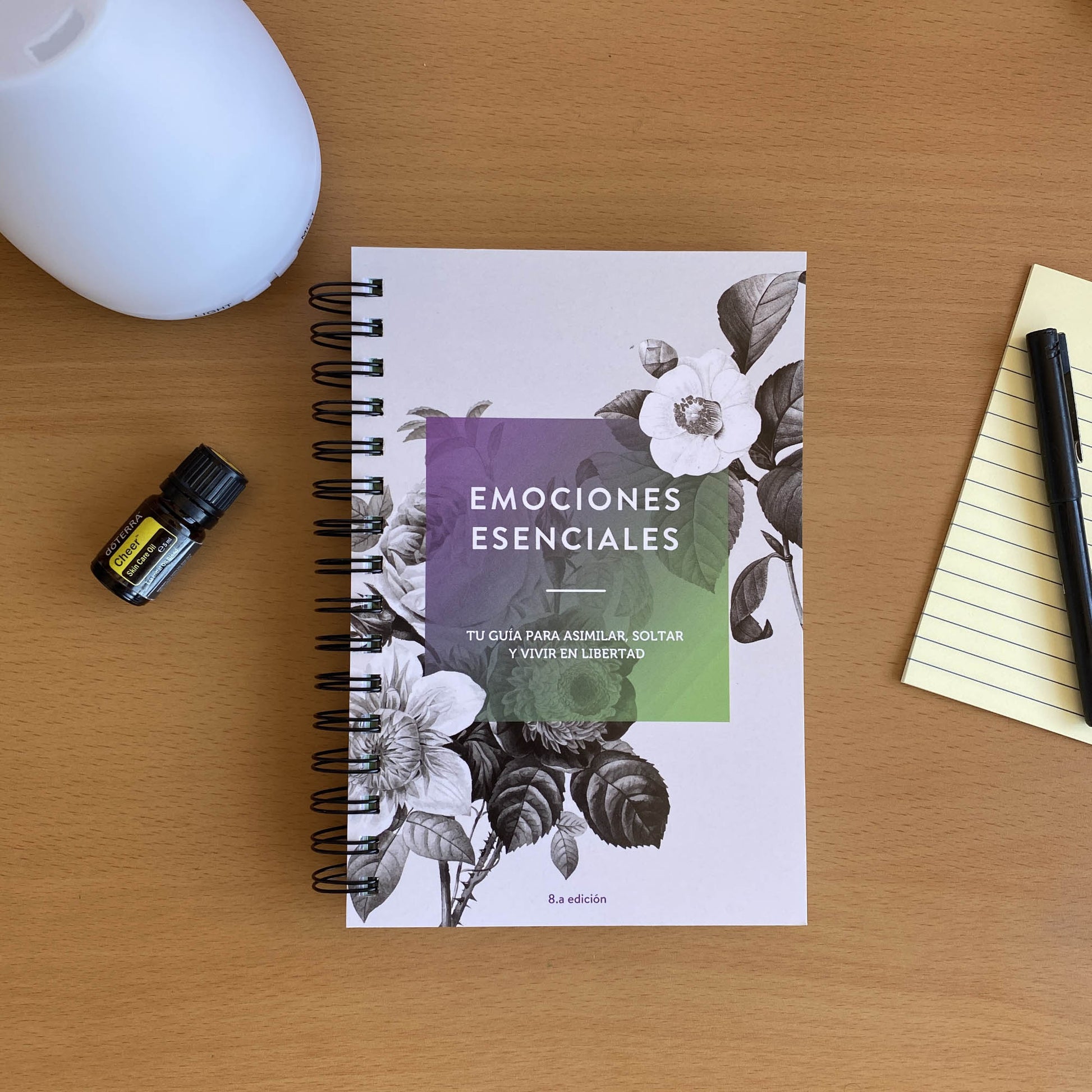 Libro Emociones Esenciales - tu guía para asimilar, soltar y vivir en libertad - Oily